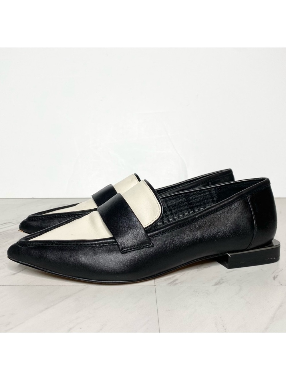 Vince Camuto Calentha Black White Leather Pointy Toe Loafer 5 1/2 M